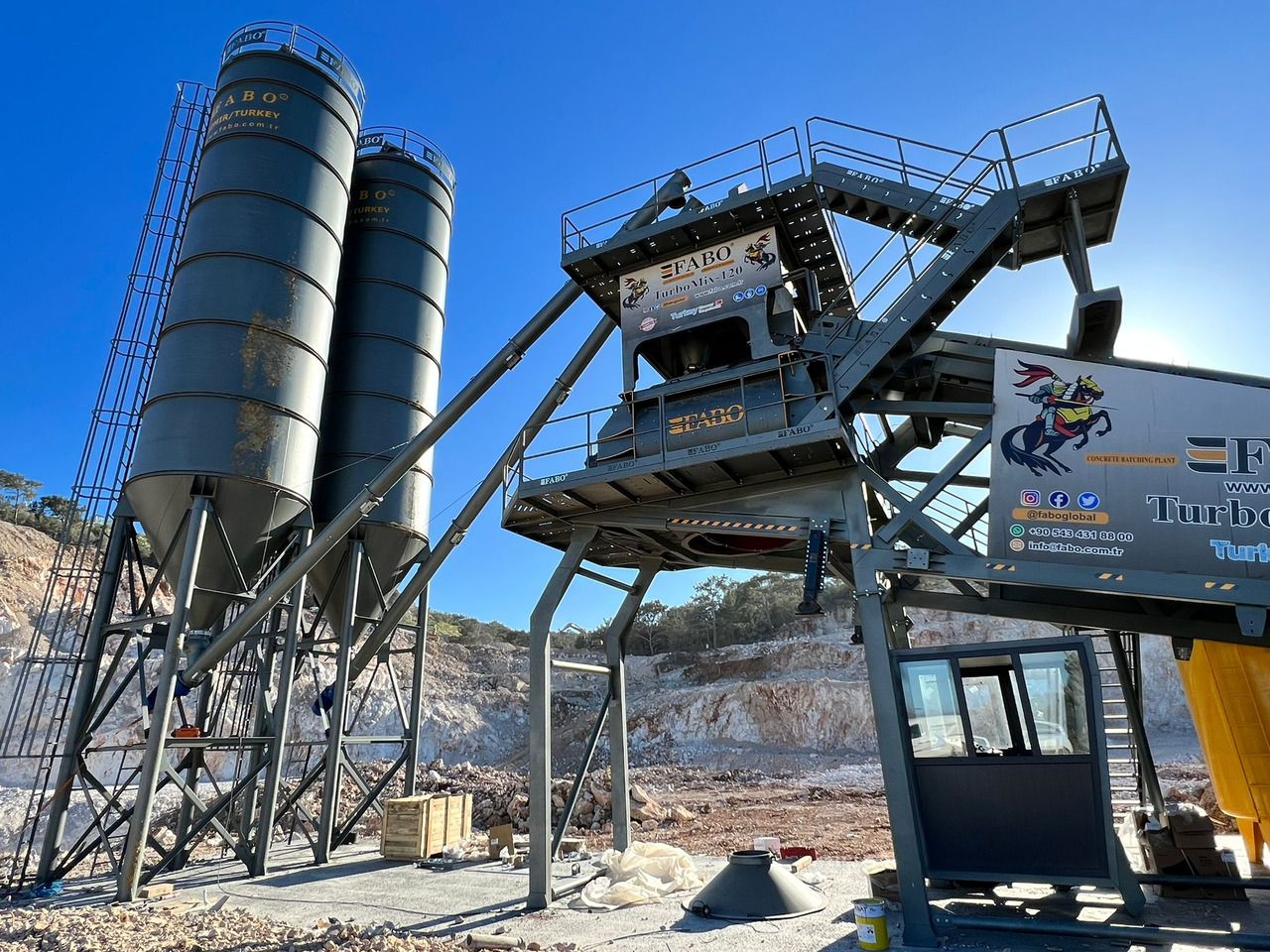 FABO mobile concrete batching plant - Betonárna: obrázek 2 FABO mobile concrete batching plant - Betonárna: obrázek 2