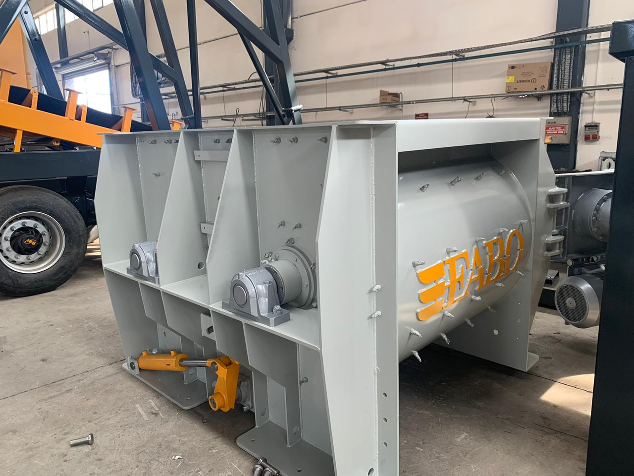 FABO twin shaft mixer - Stavební míchačka: obrázek 5 FABO twin shaft mixer - Stavební míchačka: obrázek 5