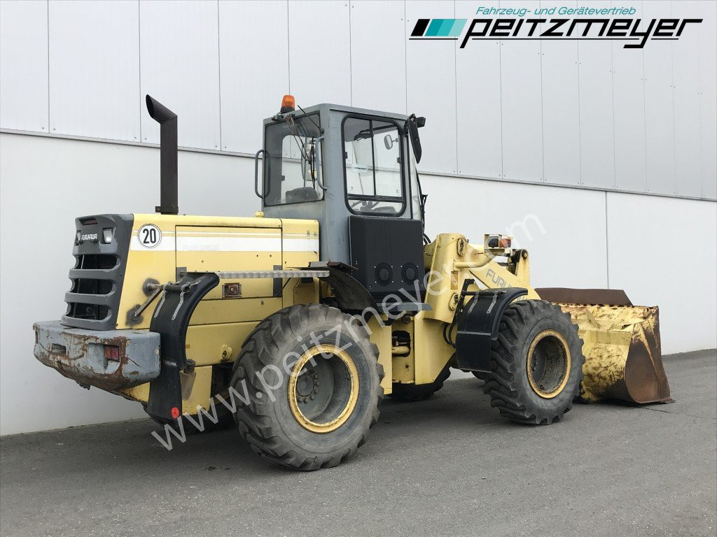 FURUKAWA RADLADER 325 Klima - Kolový nakladač: obrázek 4 FURUKAWA RADLADER 325 Klima - Kolový nakladač: obrázek 4