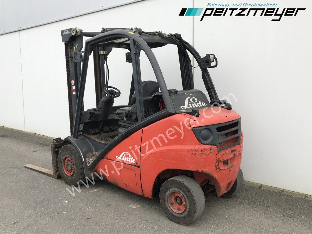 LINDE Gabelstapler H 35 T Gas + Seitenschieber - Plynový vysokozdvižný vozík: obrázek 4 LINDE Gabelstapler H 35 T Gas + Seitenschieber - Plynový vysokozdvižný vozík: obrázek 4