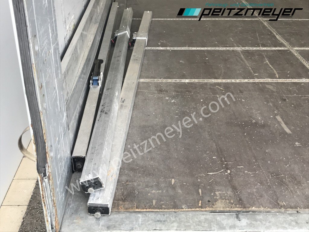Plachtový nákladní auto MERCEDES-BENZ Actros 1832 LL Pritsche + LBW EU 6: obrázek 25