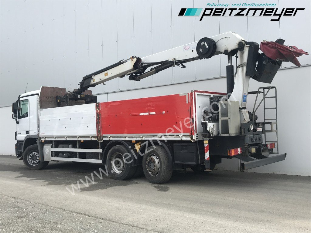 MERCEDES-BENZ Actros 2536 LL Pritsche HMF Heckkran m. Zange Baustoff - Nákladní automobil valníkový/ Plošinový, Auto s hydraulickou rukou: obrázek 3 MERCEDES-BENZ Actros 2536 LL Pritsche HMF Heckkran m. Zange Baustoff - Nákladní automobil valníkový/ Plošinový, Auto s hydraulickou rukou: obrázek 3