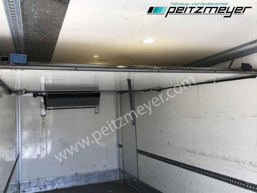Chladírenský nákladní automobil MERCEDES-BENZ Atego 1530 L Tiefkühlkoffer m. LBW, Thermoking T 1200 faltb. LBW 1,5 t., Seitentür, Trennwand: obrázek 12