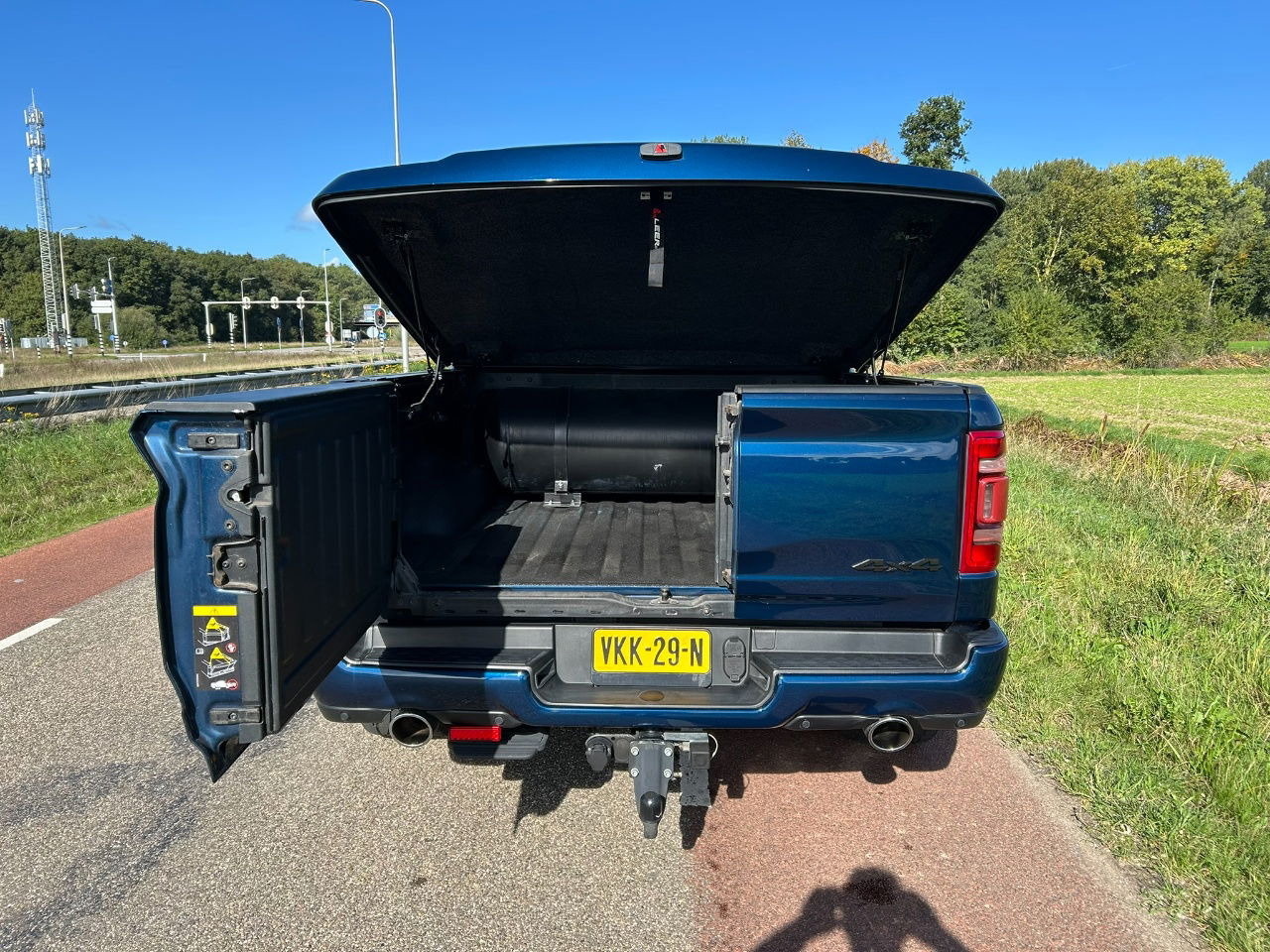Dodge Ram Pick Up 1500 5.7 V8 4x4 Creb Cab Limeted Hemi Etorque - Pick-up: obrázek 5 Dodge Ram Pick Up 1500 5.7 V8 4x4 Creb Cab Limeted Hemi Etorque - Pick-up: obrázek 5