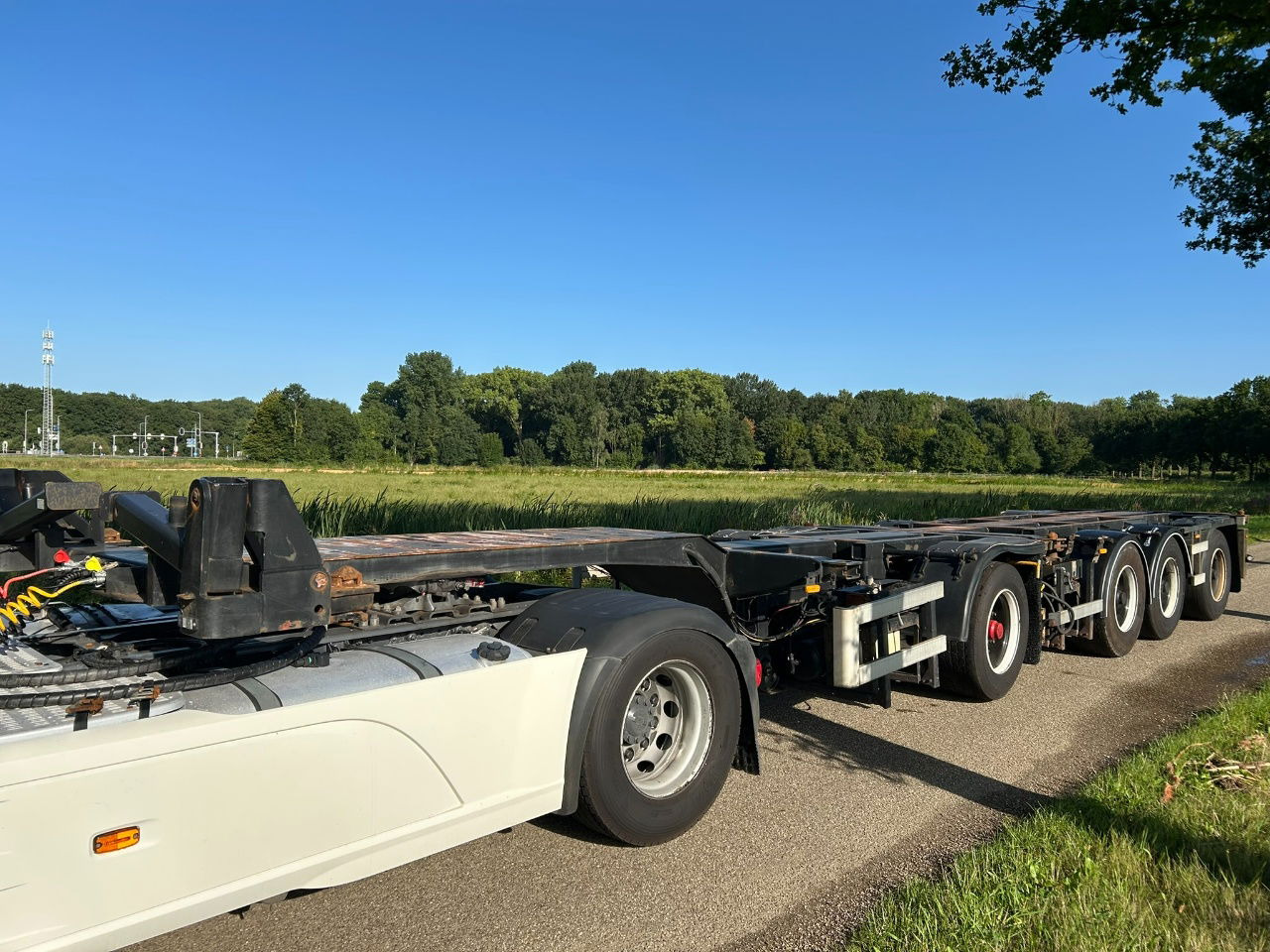 Nooteboom D-tec CT-53-04D combi chassis apk/tuf 9-2025 gvw 53000 kg - Kontejnerovy návěs/ Výměnná nástavba: obrázek 1 Nooteboom D-tec CT-53-04D combi chassis apk/tuf 9-2025 gvw 53000 kg - Kontejnerovy návěs/ Výměnná nástavba: obrázek 1