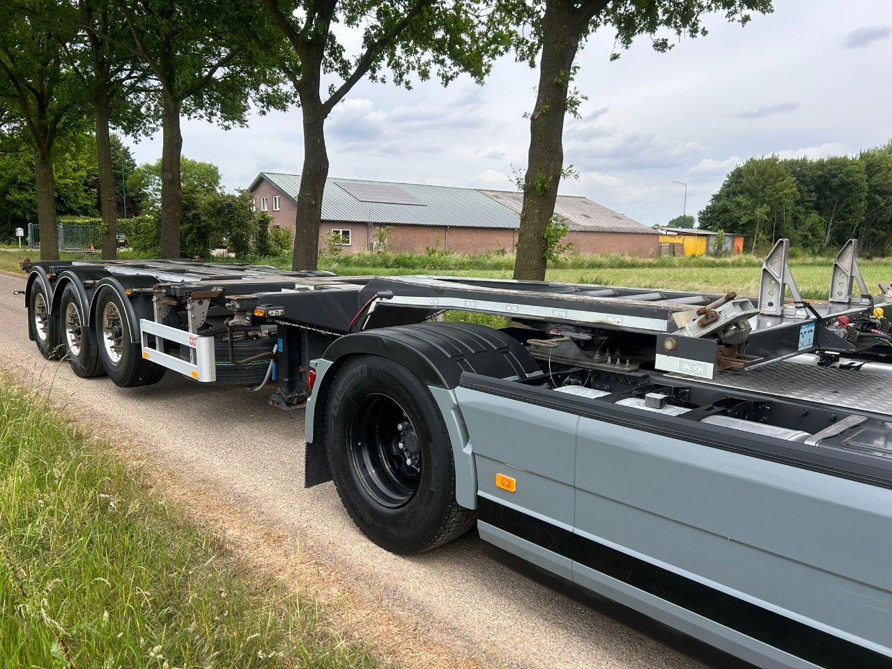 Pacton ET3 / Bpw Disc / Lifting axle / 2x20/30/40/45 ft hc / Tyres 80 / Tuf 3-20 - Kontejnerovy návěs/ Výměnná nástavba: obrázek 2 Pacton ET3 / Bpw Disc / Lifting axle / 2x20/30/40/45 ft hc / Tyres 80 / Tuf 3-20 - Kontejnerovy návěs/ Výměnná nástavba: obrázek 2