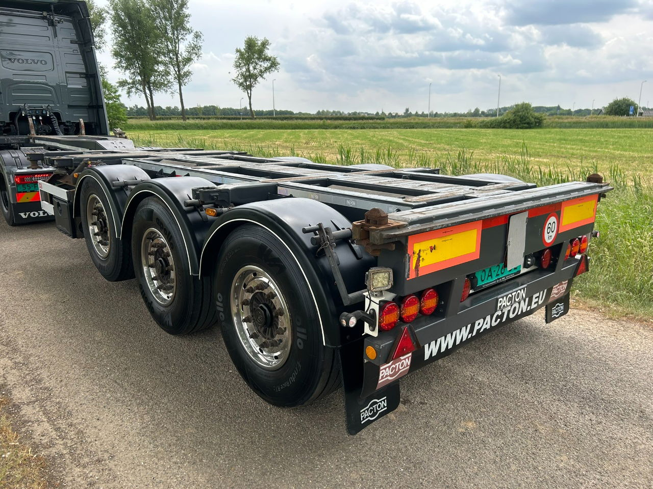 Pacton ET3 / Bpw Disc / Lifting axle / 2x20/30/40/45 ft hc / Tyres 80 / Tuf 3-20 - Kontejnerovy návěs/ Výměnná nástavba: obrázek 4 Pacton ET3 / Bpw Disc / Lifting axle / 2x20/30/40/45 ft hc / Tyres 80 / Tuf 3-20 - Kontejnerovy návěs/ Výměnná nástavba: obrázek 4