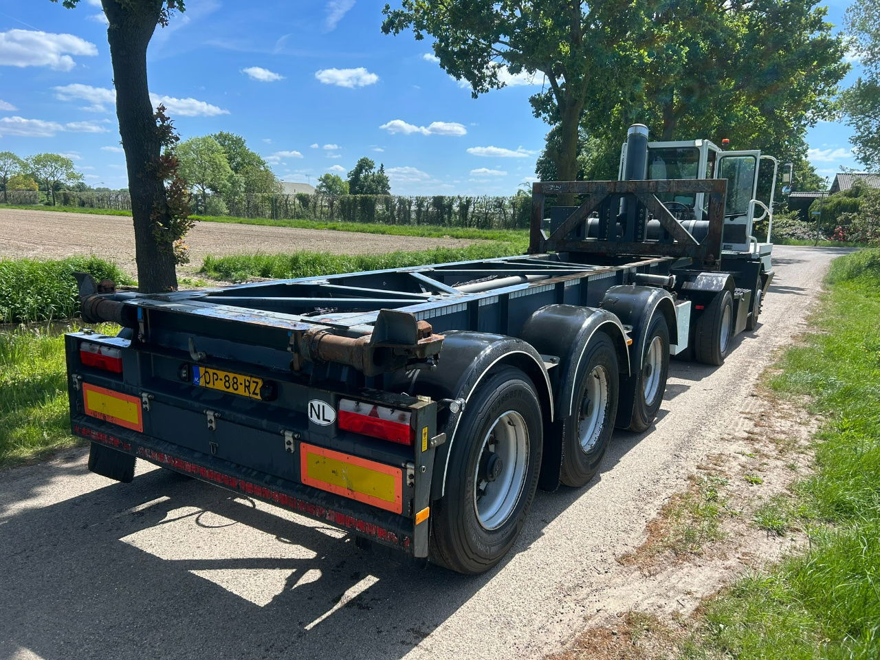 Van Hool 20 ft tipping / elect. 24 v / Tuf 3-2026 / Tyres 70 / Only 49500 km / t - Kontejnerovy návěs/ Výměnná nástavba: obrázek 2 Van Hool 20 ft tipping / elect. 24 v / Tuf 3-2026 / Tyres 70 / Only 49500 km / t - Kontejnerovy návěs/ Výměnná nástavba: obrázek 2