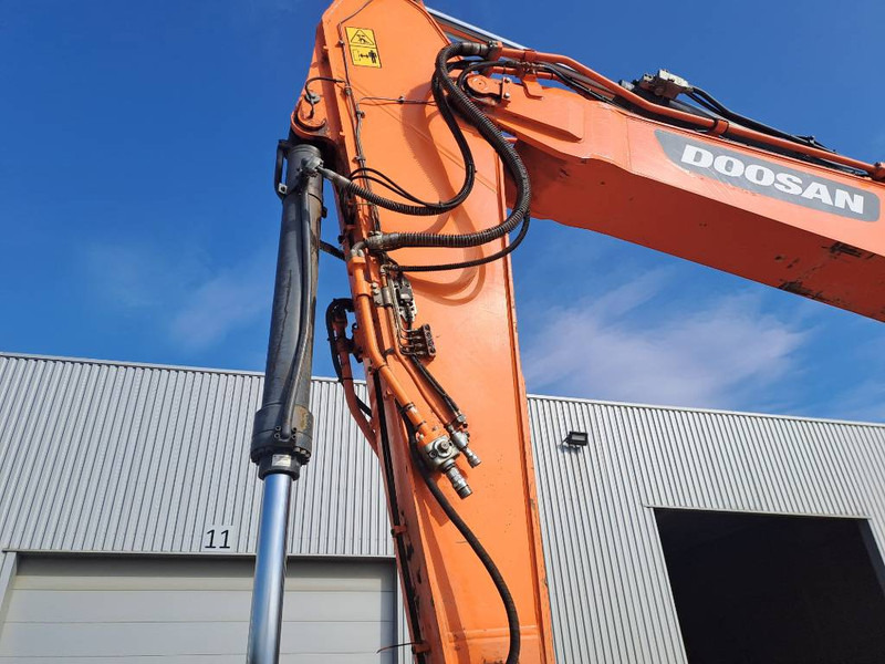 Pásové rýpadlo Doosan DX340LC-5 (with full Topcon 3D GPS): obrázek 8
