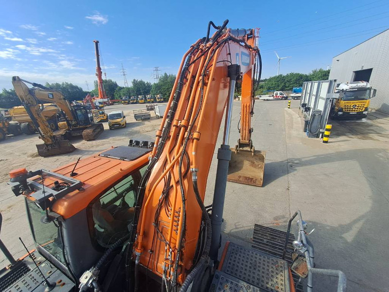 Pásové rýpadlo Doosan DX340LC-5 (with full Topcon 3D GPS): obrázek 19