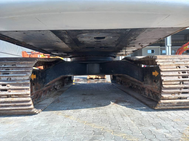 Pásové rýpadlo Hitachi ZX470-5G (Abu Dhabi): obrázek 13