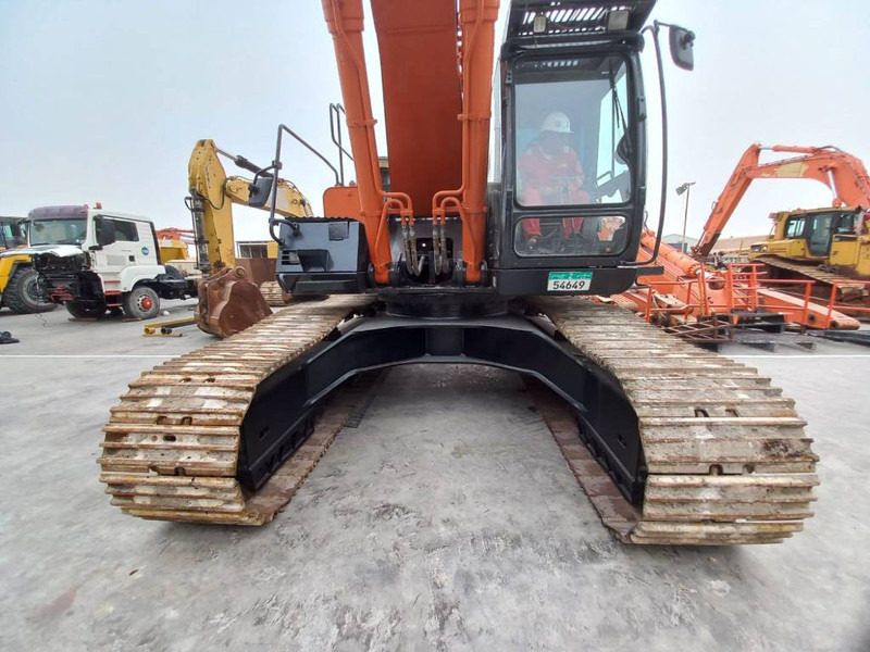 Hitachi ZX470LC-5G (Abu Dhabi) - Pásové rýpadlo: obrázek 5 Hitachi ZX470LC-5G (Abu Dhabi) - Pásové rýpadlo: obrázek 5
