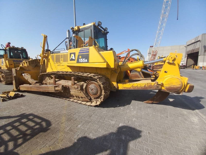 Komatsu D155A-6R (4 pieces available in Abu Dhabi) - Buldozer: obrázek 3 Komatsu D155A-6R (4 pieces available in Abu Dhabi) - Buldozer: obrázek 3