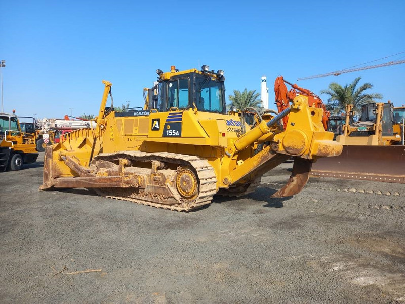 Komatsu D155A-6R (4pieces available in Abu Dhabi) - Buldozer: obrázek 4 Komatsu D155A-6R (4pieces available in Abu Dhabi) - Buldozer: obrázek 4