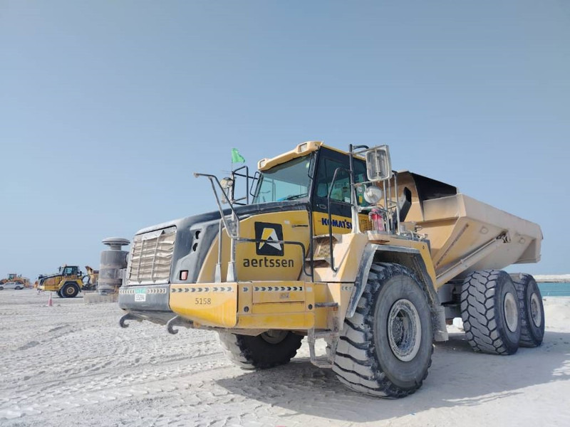 Komatsu HM400-3R (4 pieces available in Abu Dhabi) - Kloubový sklápěč: obrázek 3 Komatsu HM400-3R (4 pieces available in Abu Dhabi) - Kloubový sklápěč: obrázek 3