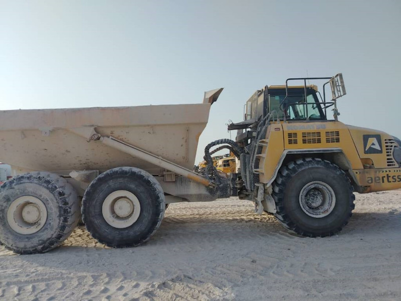 Komatsu HM400-3R (4 pieces available in Abu Dhabi) - Kloubový sklápěč: obrázek 2 Komatsu HM400-3R (4 pieces available in Abu Dhabi) - Kloubový sklápěč: obrázek 2