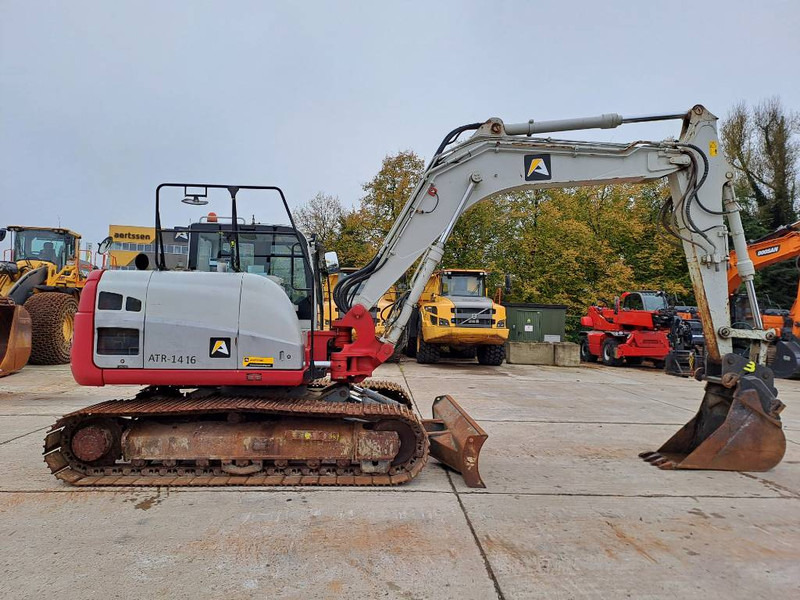 Takeuchi TB2150 - Pásové rýpadlo: obrázek 5 Takeuchi TB2150 - Pásové rýpadlo: obrázek 5