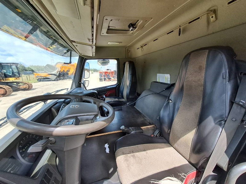 Volvo FMX460 + HIAB 622 E-6 HIPRO 16m + Fly Jib 11 - Auto s hydraulickou rukou: obrázek 5 Volvo FMX460 + HIAB 622 E-6 HIPRO 16m + Fly Jib 11 - Auto s hydraulickou rukou: obrázek 5