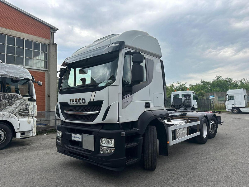 Iveco Stralis 460 - Podvozek s kabinou: obrázek 1 Iveco Stralis 460 - Podvozek s kabinou: obrázek 1