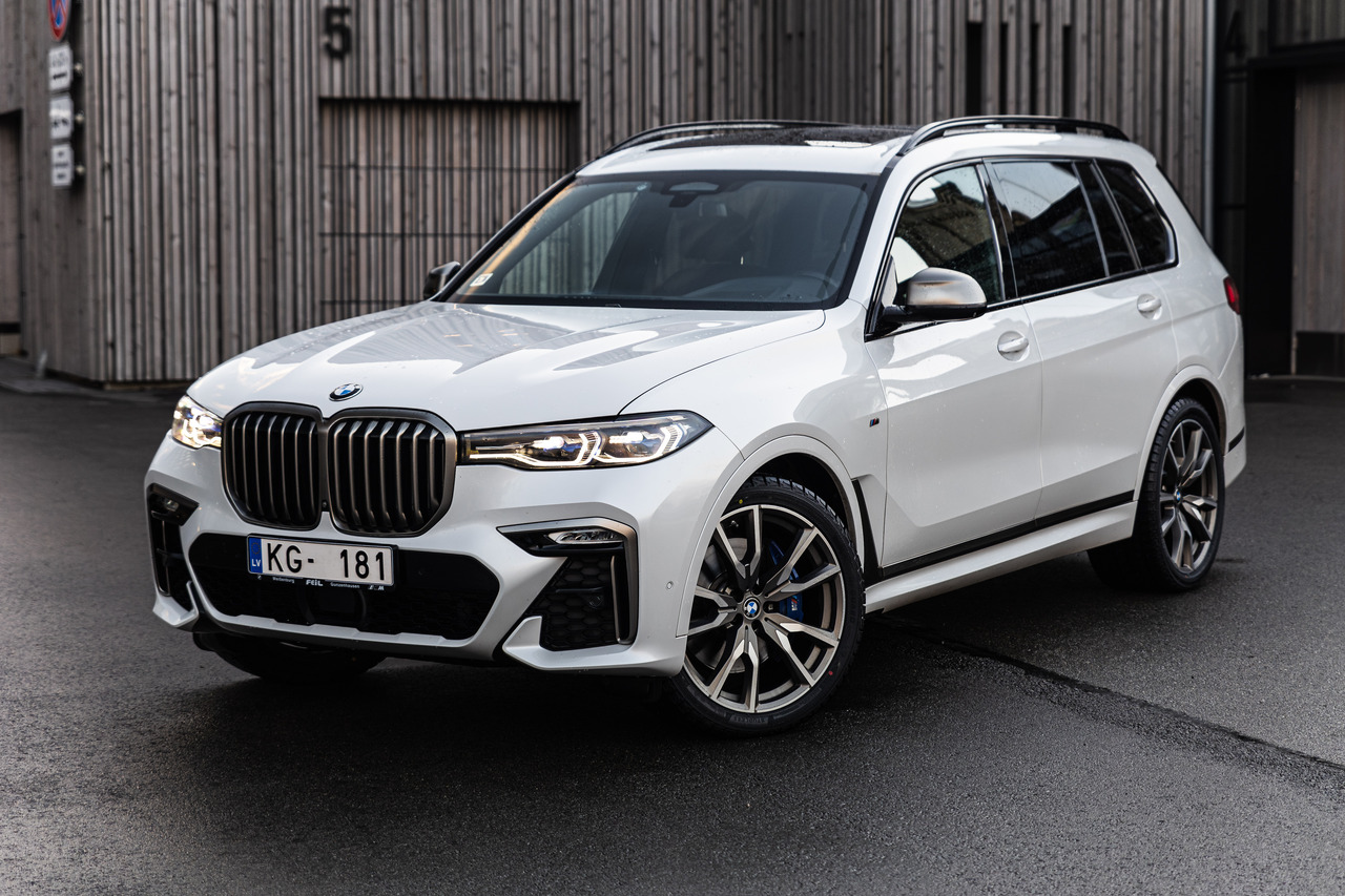 BMW X7 M50D X Drive M package, 6 seats - Osobní auto: obrázek 1 BMW X7 M50D X Drive M package, 6 seats - Osobní auto: obrázek 1
