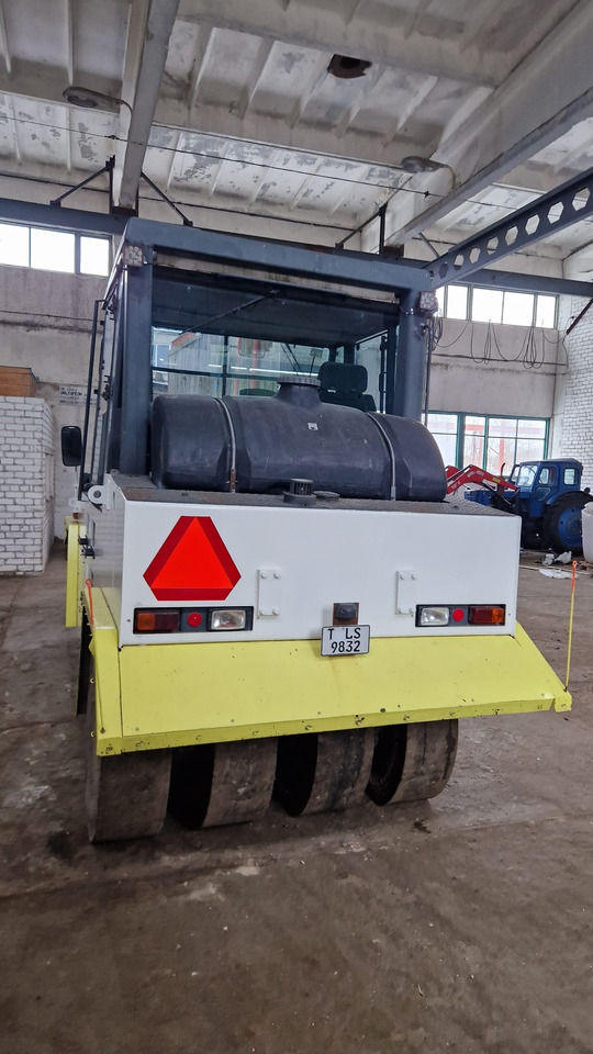 BOMAG BW24 R - Pneumatikový válec: obrázek 5 BOMAG BW24 R - Pneumatikový válec: obrázek 5