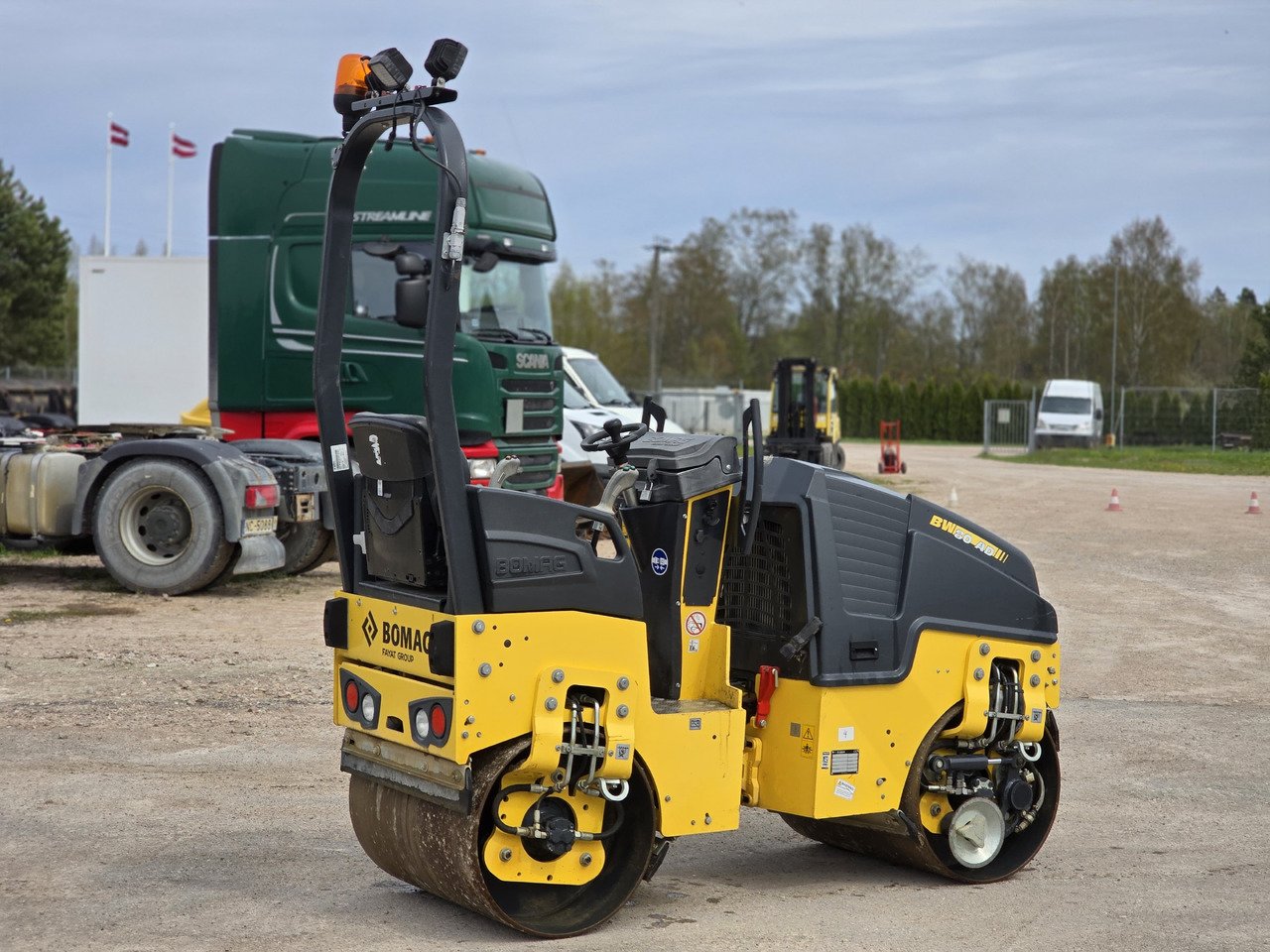 BOMAG BW80-AD5 - Mini válec: obrázek 3 BOMAG BW80-AD5 - Mini válec: obrázek 3