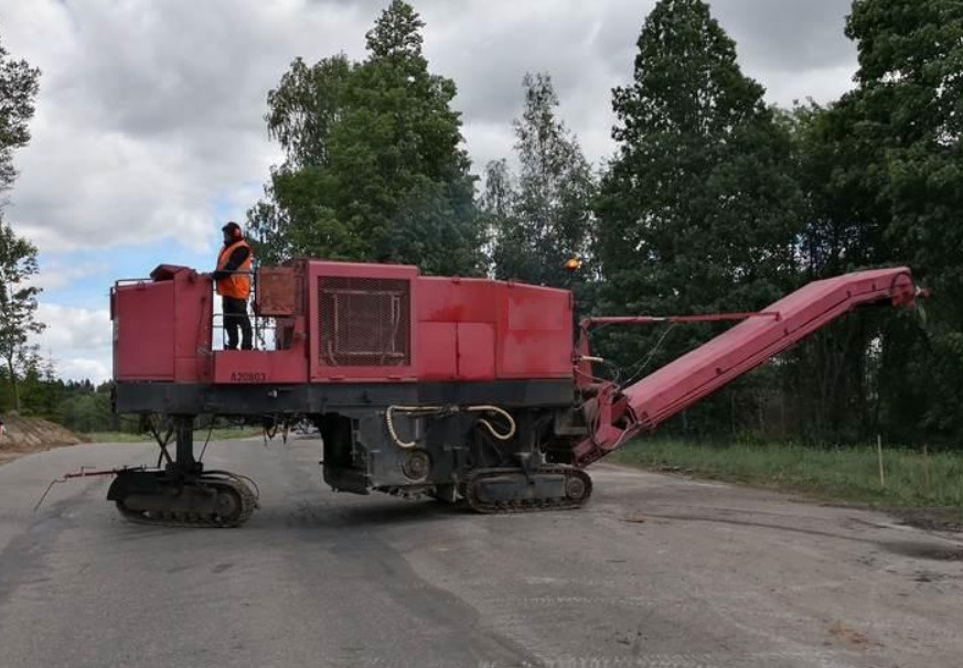 Caterpillar PR450. 2000mm. Wirtgen - Silniční fréza: obrázek 1 Caterpillar PR450. 2000mm. Wirtgen - Silniční fréza: obrázek 1