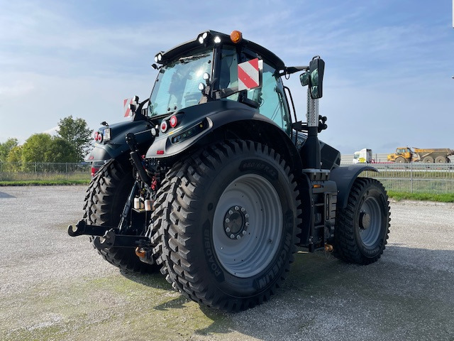 DEUTZ FAHR 7250 TTV - Traktor: obrázek 3 DEUTZ FAHR 7250 TTV - Traktor: obrázek 3