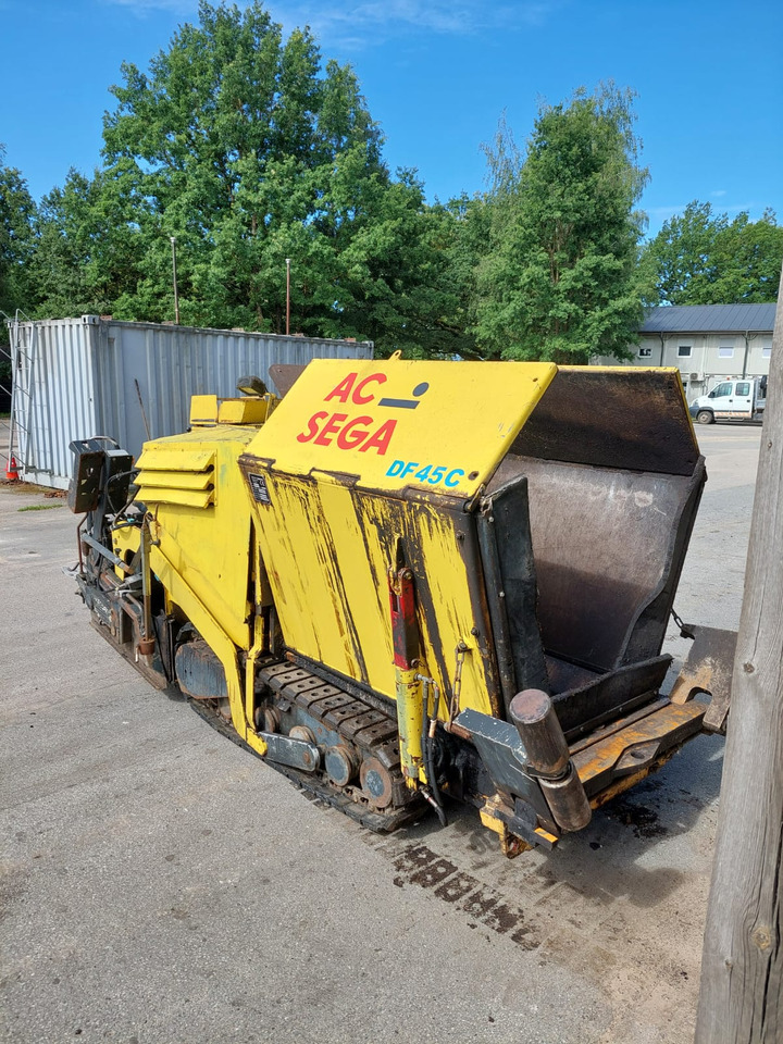 Demag DF45C Dynapac - Finišér: obrázek 2 Demag DF45C Dynapac - Finišér: obrázek 2