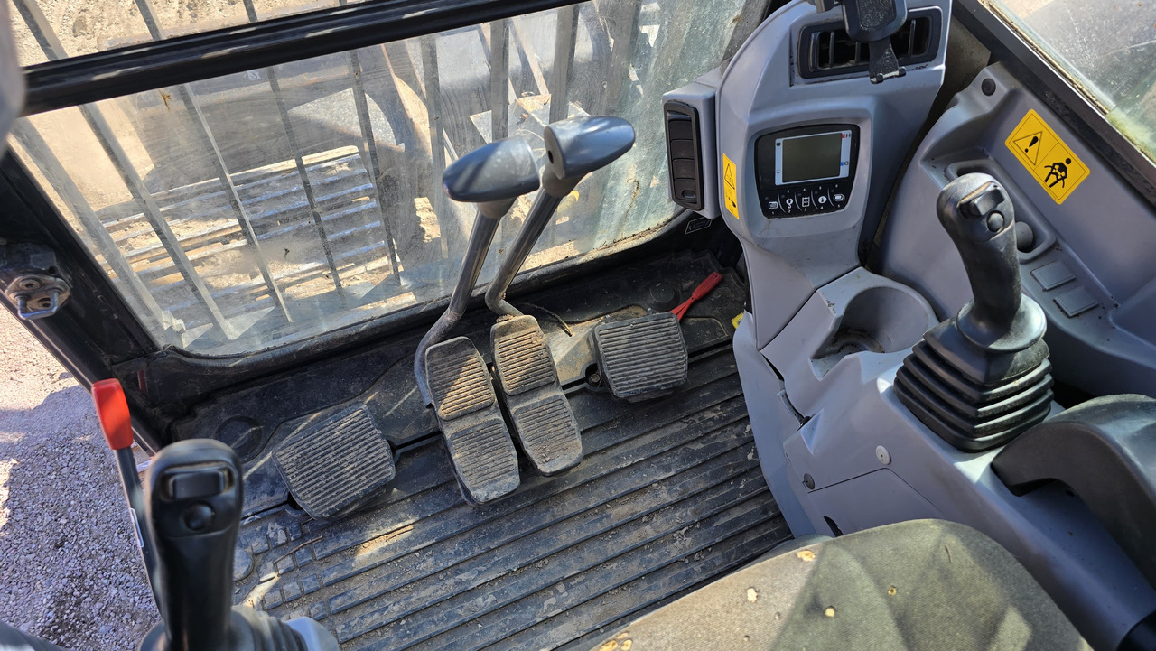 Lesní traktor Kubota KX080-4, AXER 540: obrázek 10 Lesní traktor Kubota KX080-4, AXER 540: obrázek 10