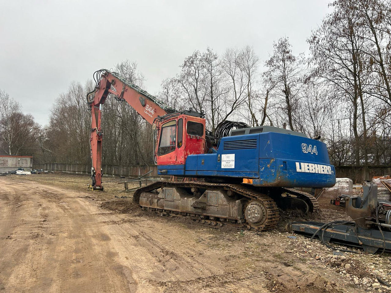 Demoliční bagr LIEBHERR R944B VH-HD. UHD boom and standart boom included.: obrázek 11