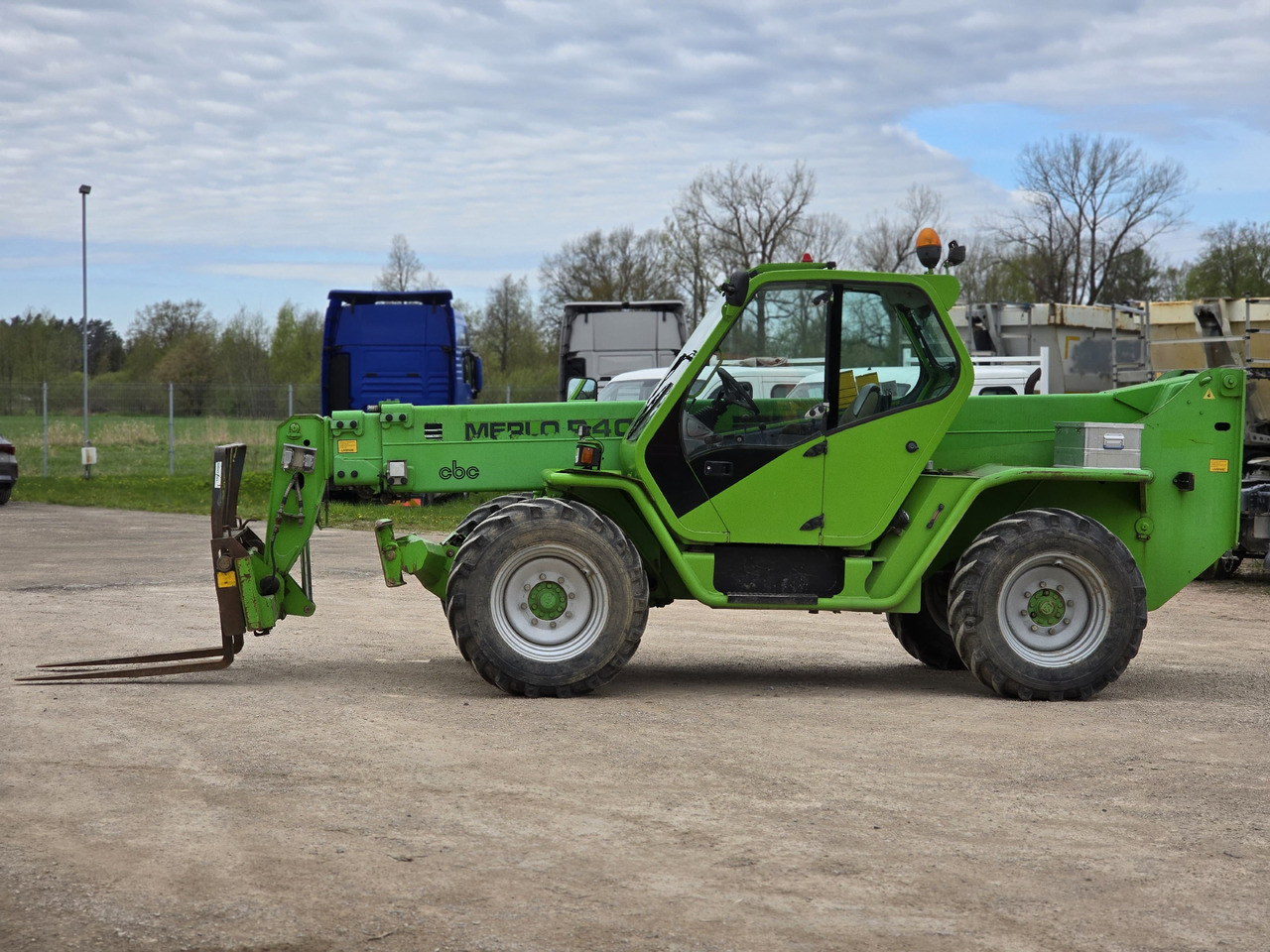 MERLO P40.14 K - Teleskopický kolový nakladač: obrázek 1 MERLO P40.14 K - Teleskopický kolový nakladač: obrázek 1