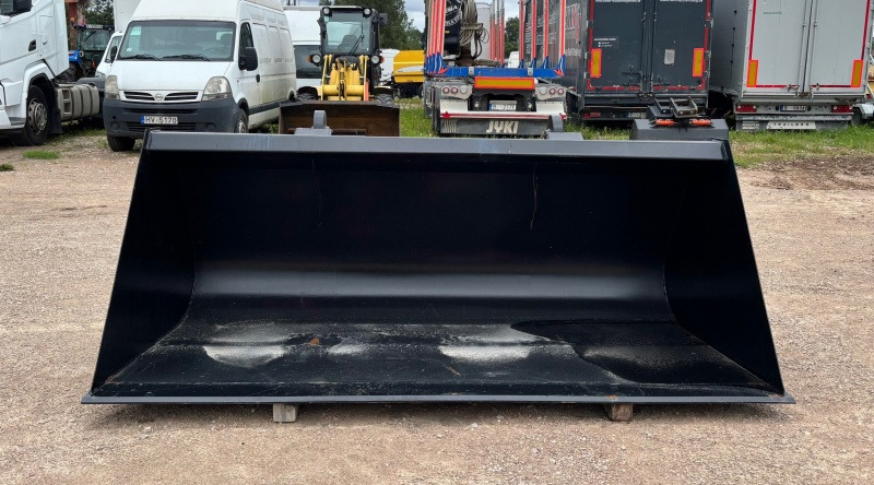 Volvo BM 2400mm - Nakládací lžíce pro Kolový nakladač: obrázek 2 Volvo BM 2400mm - Nakládací lžíce pro Kolový nakladač: obrázek 2
