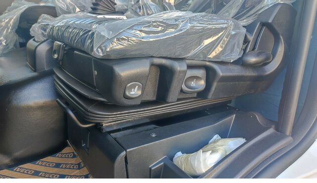 IVECO EuroCargo ML120EL21 EVI_E-AC+ PILOT+PTO... - Podvozek s kabinou: obrázek 5 IVECO EuroCargo ML120EL21 EVI_E-AC+ PILOT+PTO... - Podvozek s kabinou: obrázek 5