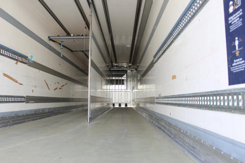 Chereau CV1950Mt.City Bi-Temp LBW Lenkachse Rolltor TOP - Chladírenský návěs: obrázek 4 Chereau CV1950Mt.City Bi-Temp LBW Lenkachse Rolltor TOP - Chladírenský návěs: obrázek 4