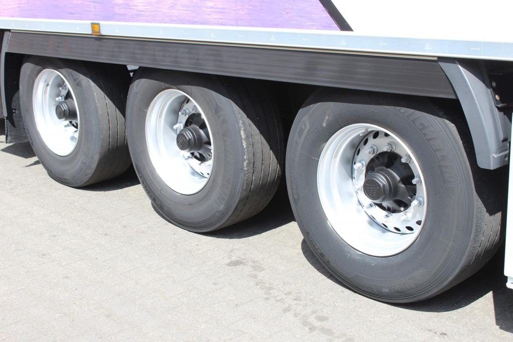 Chereau TK SLXi Spectrum  Bi-Multi-Temp.  TW  FRC 26 - Chladírenský návěs: obrázek 3 Chereau TK SLXi Spectrum  Bi-Multi-Temp.  TW  FRC 26 - Chladírenský návěs: obrázek 3