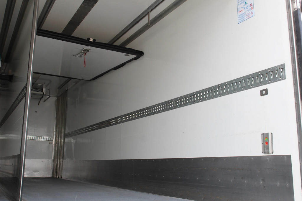 Iveco Eurocargo 160E22 CS1150Mt Bi-Temp Strom Tür+LBW leasing Iveco Eurocargo 160E22 CS1150Mt Bi-Temp Strom Tür+LBW: obrázek 15 Iveco Eurocargo 160E22 CS1150Mt Bi-Temp Strom Tür+LBW leasing Iveco Eurocargo 160E22 CS1150Mt Bi-Temp Strom Tür+LBW: obrázek 15