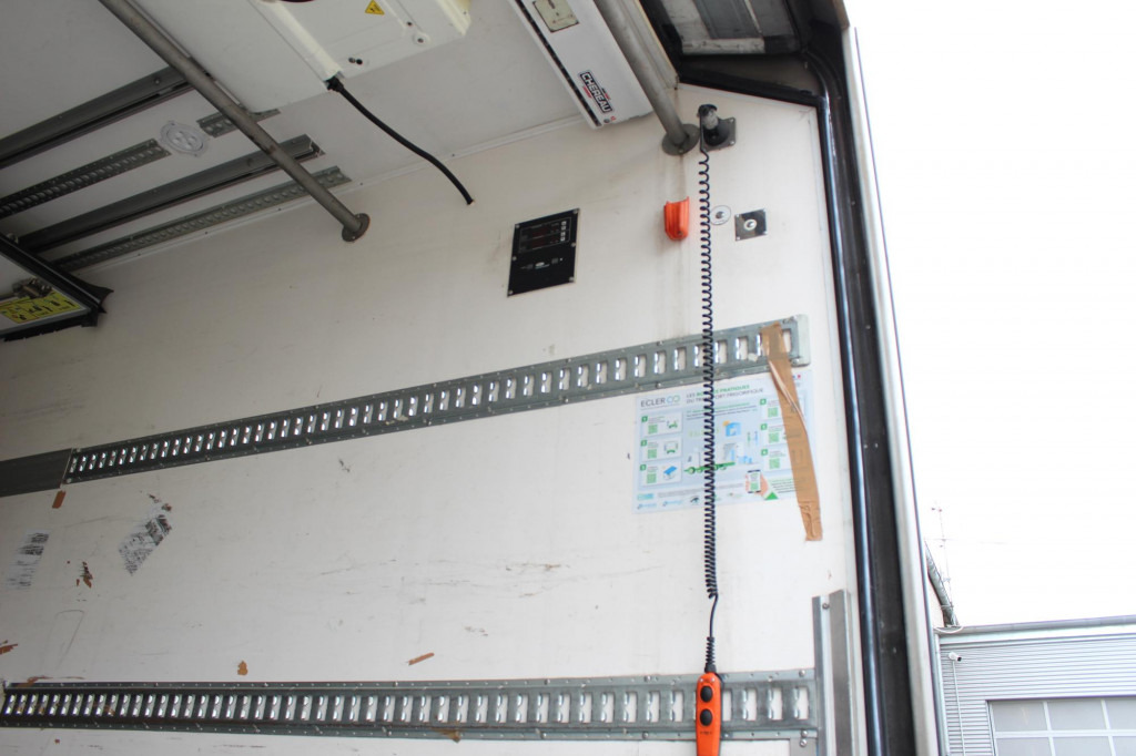 Mercedes-Benz Antos 2536 E6 CS 1250Mt Tri-temp LBW TW ATP - Chladírenský nákladní automobil: obrázek 5 Mercedes-Benz Antos 2536 E6 CS 1250Mt Tri-temp LBW TW ATP - Chladírenský nákladní automobil: obrázek 5