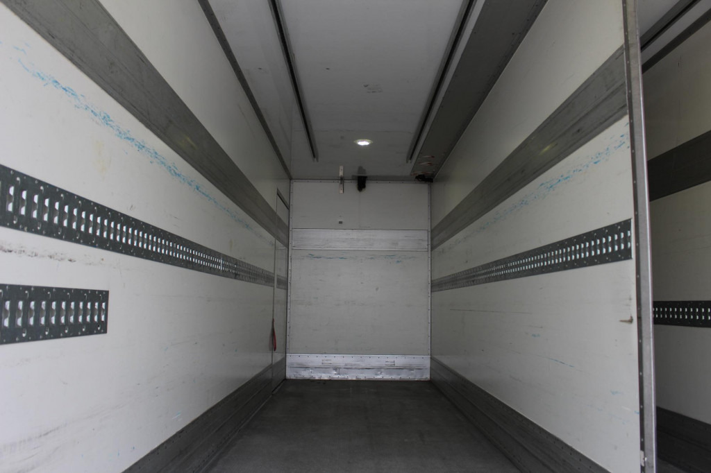 Mercedes-Benz Atego 1221 E6 Carrier Multi-Temp Strom Türen+LBW - Chladírenský nákladní automobil: obrázek 3 Mercedes-Benz Atego 1221 E6 Carrier Multi-Temp Strom Türen+LBW - Chladírenský nákladní automobil: obrázek 3