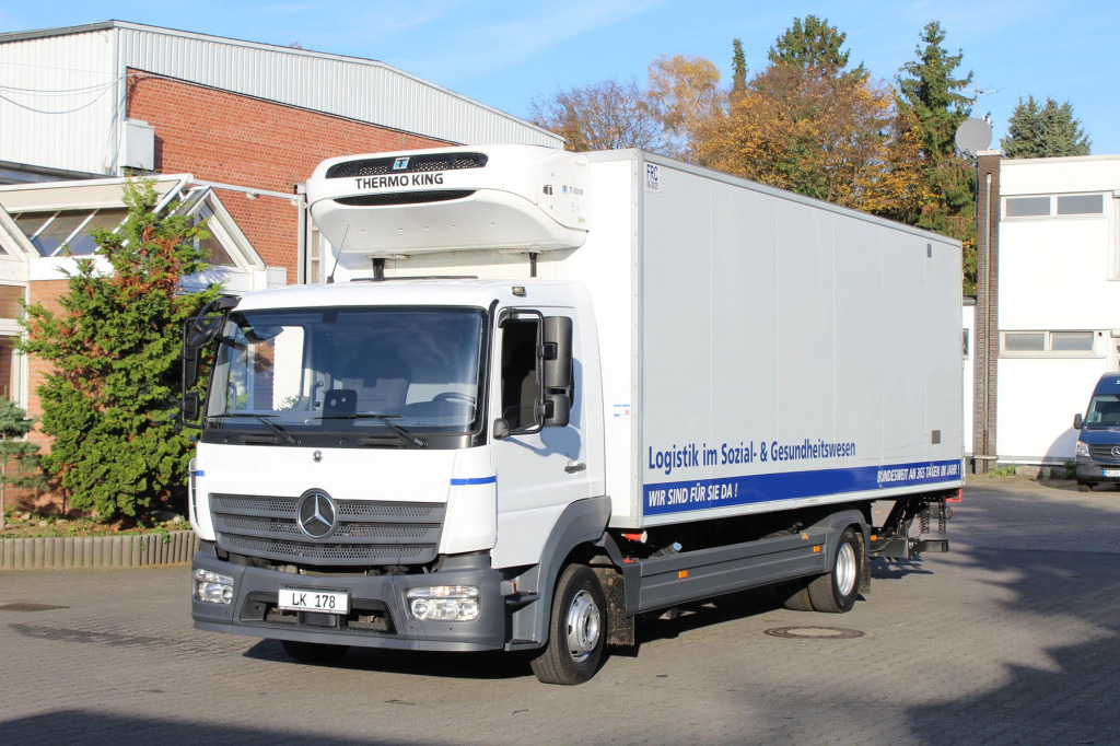 Mercedes-Benz Atego 1221 E6 TK T-800 R Strom Türen+LBW - Chladírenský nákladní automobil: obrázek 1 Mercedes-Benz Atego 1221 E6 TK T-800 R Strom Türen+LBW - Chladírenský nákladní automobil: obrázek 1