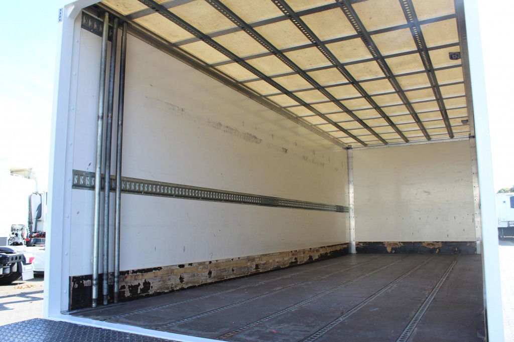 Renault D14 220E6 Laderbordwand nur 166 Tkm Klima - Skříňový nákladní auto: obrázek 3 Renault D14 220E6 Laderbordwand nur 166 Tkm Klima - Skříňový nákladní auto: obrázek 3