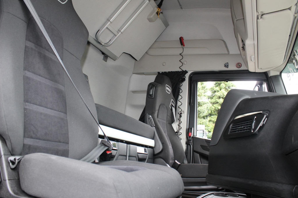 Iveco S-Way 480 Retarder Standklima 2Tanks Navi LED - Tahač: obrázek 4 Iveco S-Way 480 Retarder Standklima 2Tanks Navi LED - Tahač: obrázek 4