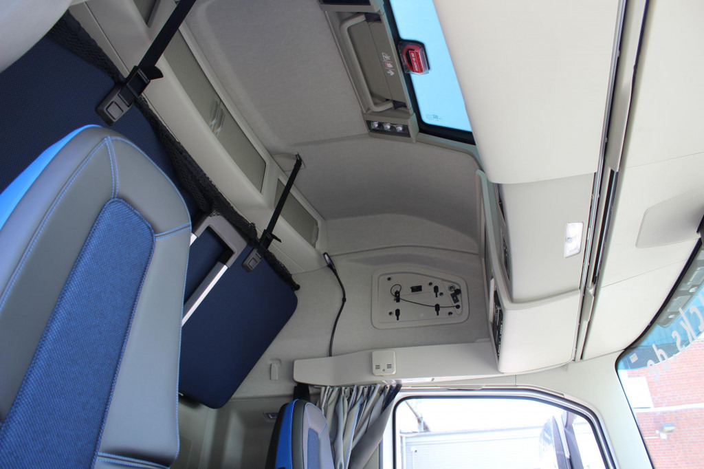 Nový Tahač Volvo FH 500 Globe XL  I-Park Cool  Navi  Miete-Rent!: obrázek 15