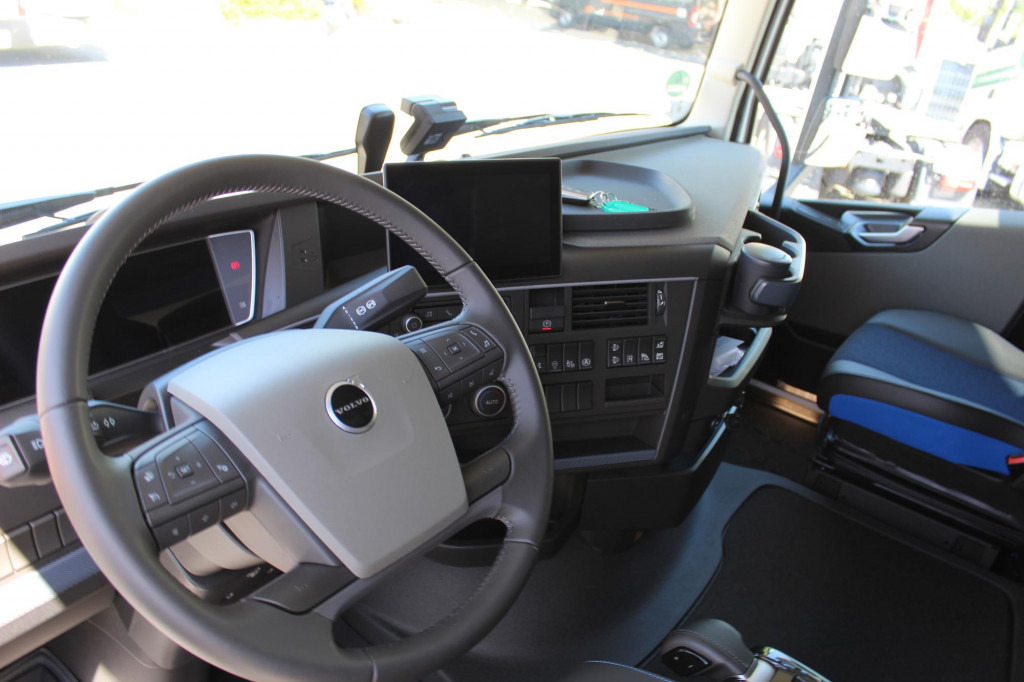 Volvo FH 500 Globe XL I-Park Cool Navi Miete-Rent! - Tahač: obrázek 4 Volvo FH 500 Globe XL I-Park Cool Navi Miete-Rent! - Tahač: obrázek 4