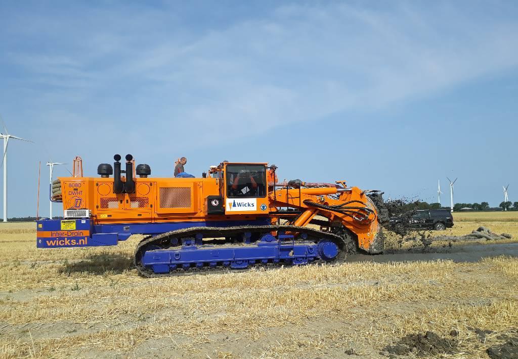 Inter-Drain Inter-Drain trenchers dewatering / drainage - Rýhovač: obrázek 1 Inter-Drain Inter-Drain trenchers dewatering / drainage - Rýhovač: obrázek 1