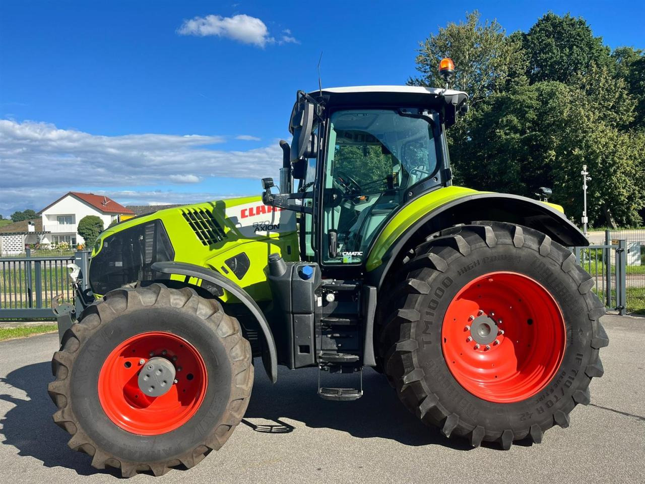 CLAAS Axion 870 CMATIC mit S10 GPS und Cebis Touch, Vorderreifen NEU - Traktor: obrázek 3 CLAAS Axion 870 CMATIC mit S10 GPS und Cebis Touch, Vorderreifen NEU - Traktor: obrázek 3
