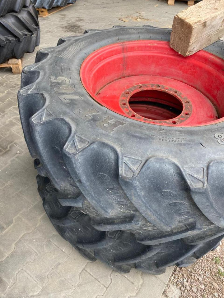 Traktor Fendt Komplettrad 420/70 R28 und 520/70 R38: obrázek 9