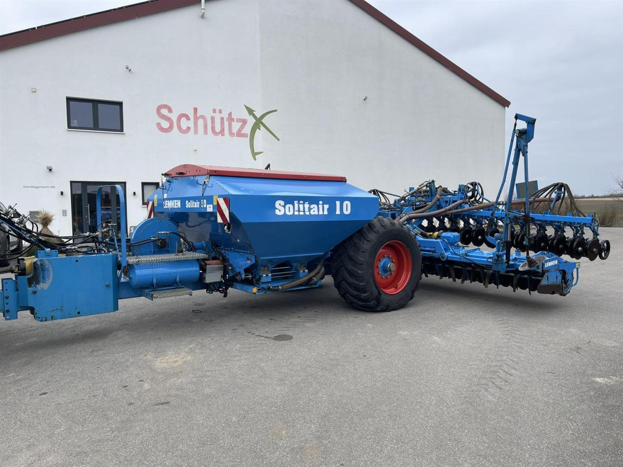 Lemken Solitair 10/6000-K-DS, Kreiselegge Zirkon 10/600K - Brána: obrázek 1 Lemken Solitair 10/6000-K-DS, Kreiselegge Zirkon 10/600K - Brána: obrázek 1