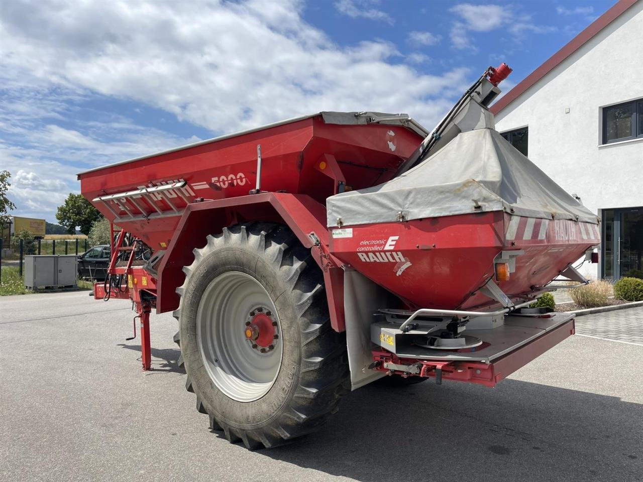 Rauch TWS 5000 Düngerwagen mit Lenkung und Streuer Axera H-EMC - Rozmetadlo hnoje: obrázek 4 Rauch TWS 5000 Düngerwagen mit Lenkung und Streuer Axera H-EMC - Rozmetadlo hnoje: obrázek 4