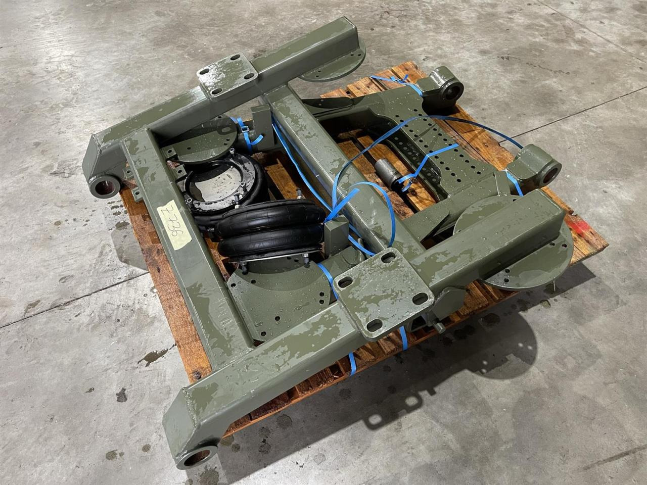 Tecnoma Tecnoma Fortis Fahrwerk - Rám/ Šasi pro Zemědělská technika: obrázek 2 Tecnoma Tecnoma Fortis Fahrwerk - Rám/ Šasi pro Zemědělská technika: obrázek 2